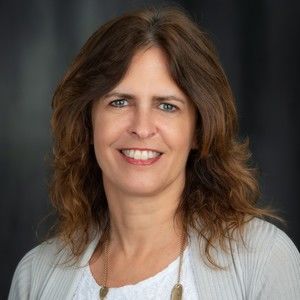 Meet your Posher, Eileen